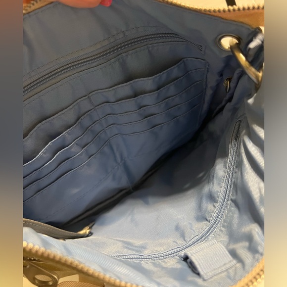 Baggallini Gold Crossbody Purse with Pockets - Picture 5 of 13